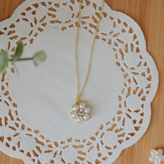 Bloom Necklace